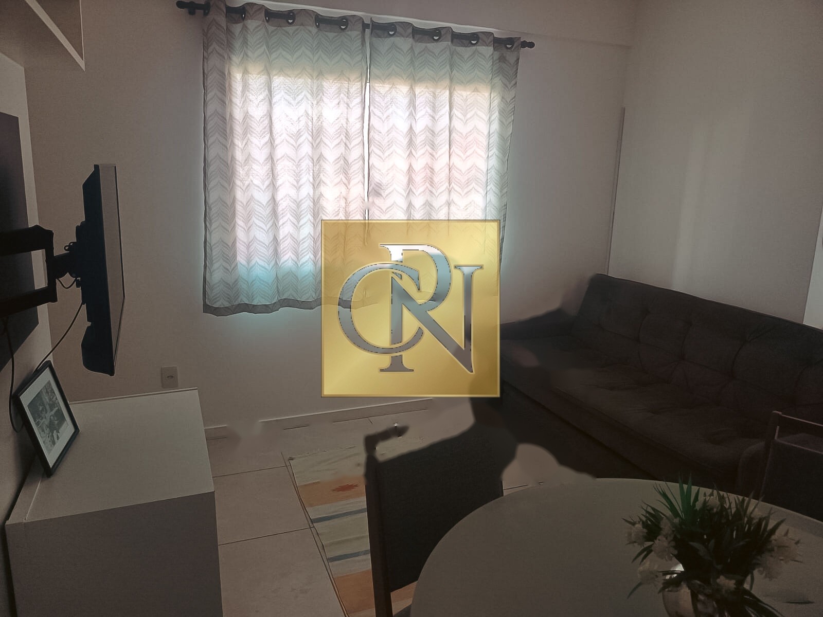Apartamento 2 Quartos Semimobiliado no Paes Leme
